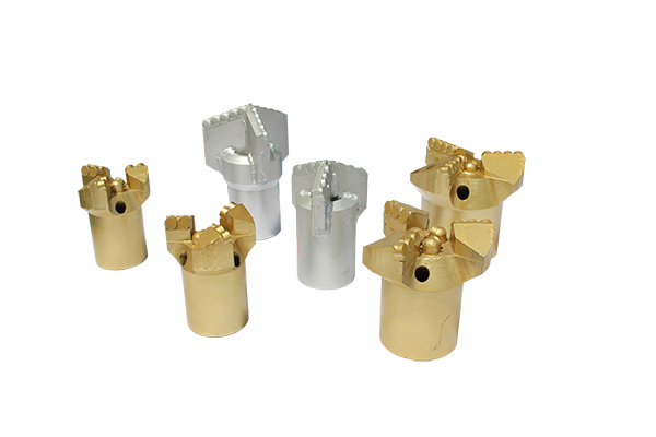 復合片全面鉆（不取芯）